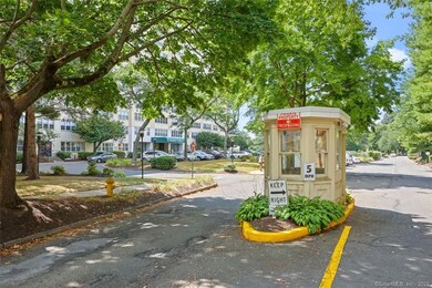 Embassy Towers unit 6M, Bridgeport, CT 06604 - photo 2