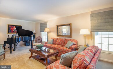 1702 Dauphin Ave, Reading, PA 19610 - photo 2