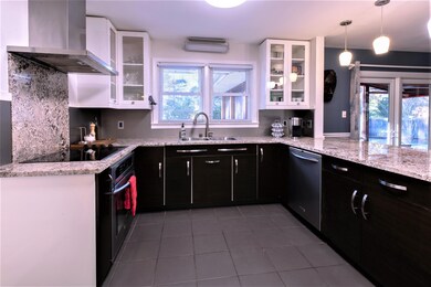 Kitchen 02