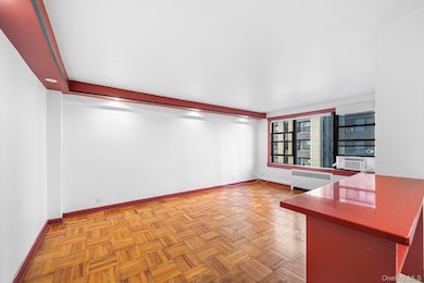 Walden Terrace unit 1D, Rego Park, NY 11374 - photo 3