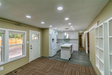 3831 E Camelot Place, Hernando, FL 34442 - photo 6