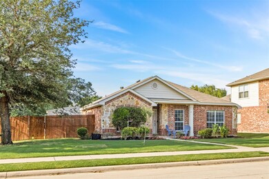 2012 Creekdale Dr, Denton, TX 76210 - photo 2