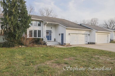 140 S 8th-34