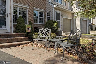 13 Sparrow Walk, Newtown, PA 18940 - photo 3