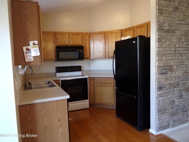 8405 Arbor Meadow Way, Louisville, KY 40228 - photo 6