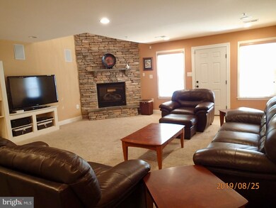 9103 Marlove Oaks Ln unit N, Owings Mills, MD 21117 - photo 2