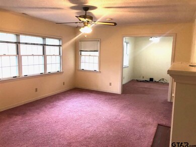 1904 1904 S Wall Ave, Tyler, TX 75701 - photo 5