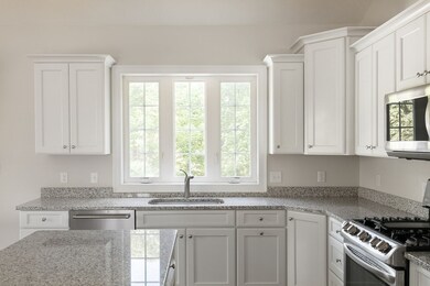 123 Forest Ave, Hudson, MA 01749 - photo 4