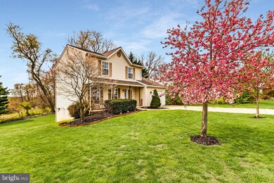 857 Margo Ct, Sykesville, MD 21784 - photo 2