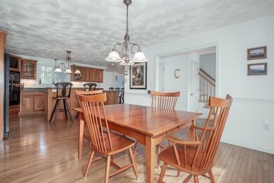 571 Old Dunstable Rd, Groton, MA 01450 - photo 5