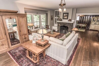 606 NW Congress St, Bend, OR 97701 - photo 5