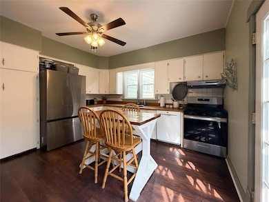 1226 6th St, Boone, IA 50036 - photo 4