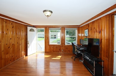 7 Jeffrey Rd, East Haven, CT 06513 - photo 6