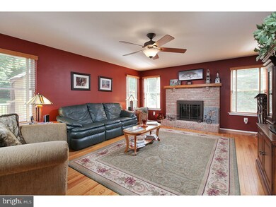 28 Ravenswood Way, Sewell, NJ 08080 - photo 6