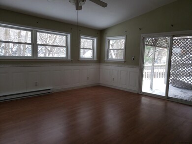 21 Weathercrest Dr, Schenectady, NY 12302 - photo 4