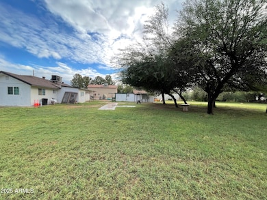 10737 W Pecan Rd, Tolleson, AZ 85353 - photo 5