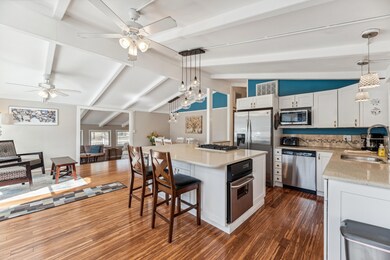 12-print-07_Interior