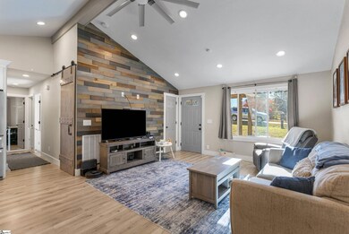 322 Sequoia Dr, Spartanburg, SC 29306 - photo 6