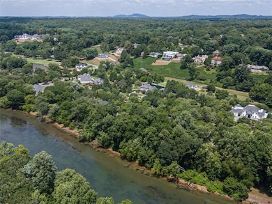 Prime property right across from the Chattahoochee