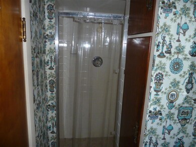 Shower in Bathrom off of Utility Room