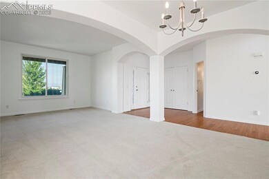 Foyer/Living Room