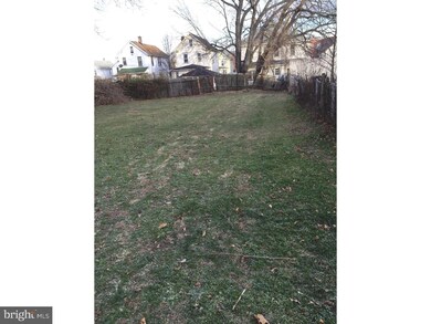 41 Roosevelt St unit 2ND FL, Paulsboro, NJ 08066 - photo 3