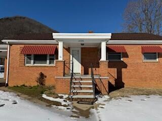 Anderson exterior