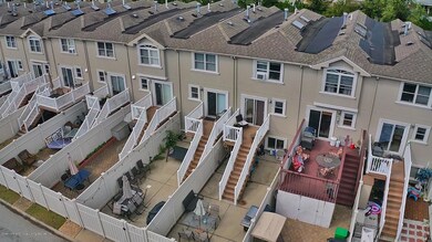 30 Calvanico Ln, Staten Island, NY 10314 - photo 4