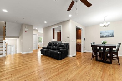 8 Murray Ave unit 11, Burlington, MA 01803 - photo 7