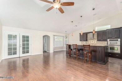 121 S Sean Dr, Chandler, AZ 85224 - photo 3