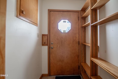 421 N 14th St, Bismarck, ND 58501 - photo 5