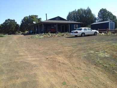 250 W Bird Dog Ln, Ash Fork, AZ 86320 - photo 4