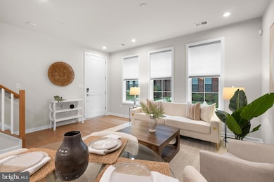 7406 Backett Wood Terrace unit 803, McLean, VA 22102 - photo 4