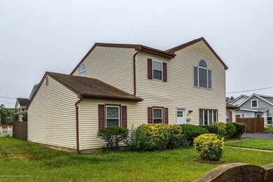 003_12_Linton_Pl_242412_368843