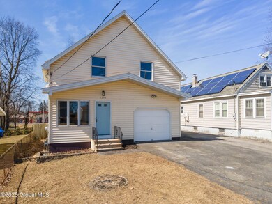 2-2546FirstAve_02