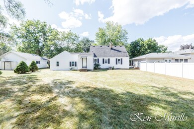 216 N Locust-5