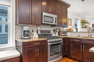21 Exeter St, Providence, RI 02906 - photo 7