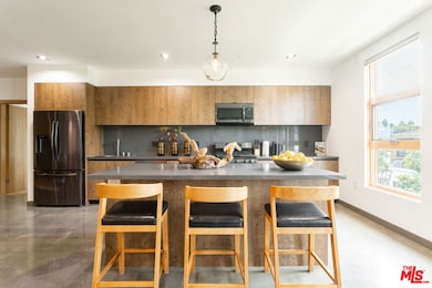 547 N Sweetzer Ave unit 103, West Hollywood, CA 90048 - photo 6