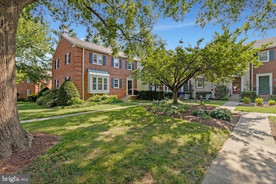 6739 Fairfax Rd, Chevy Chase, MD 20815 - photo 4
