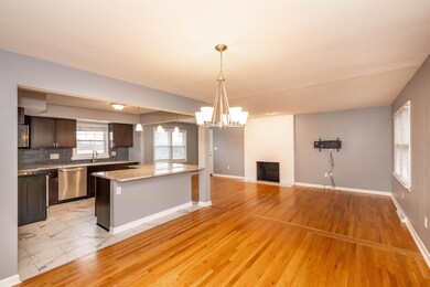 1726 Highland Dr (25 of 53)
