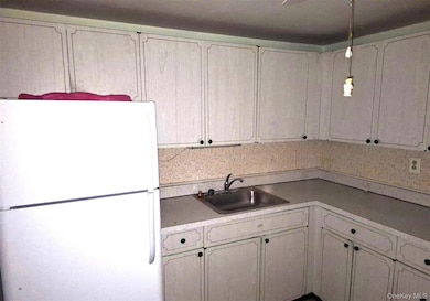 Peldale Cooperative Apartments unit 3R, New Rochelle, NY 10801 - photo 3