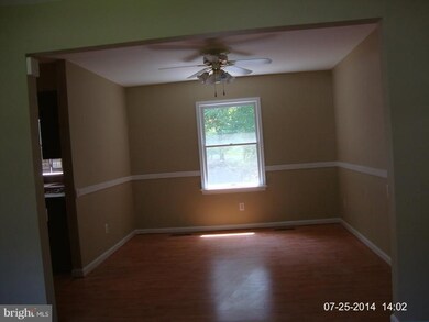 11018 Abbey Ln, Fredericksburg, VA 22407 - photo 4