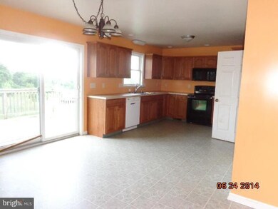 1242 Hade Rd, Chambersburg, PA 17202 - photo 4