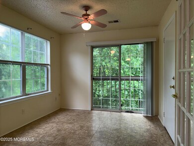 17-6 Augusta Ct, Freehold, NJ 07728 - photo 6