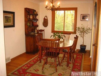 16211 Tonka Ln, Minnetonka, MN 55345 - photo 4