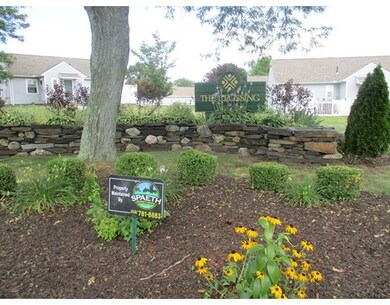 1055 James St unit 1055, Chicopee, MA 01022 - photo 3