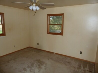 3639 Old Stage Rd, Brooklyn, WI 53521 - photo 5