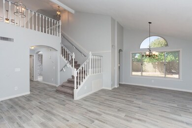 902 N Swallow Ln, Gilbert, AZ 85234 - photo 3