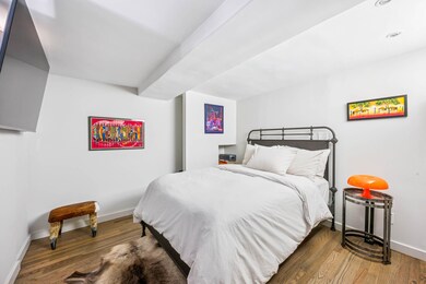 Mercer Square Owners Corp unit D1202, New York, NY 10012 - photo 7