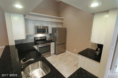 8317 Bluebird Way unit J, Lorton, VA 22079 - photo 6